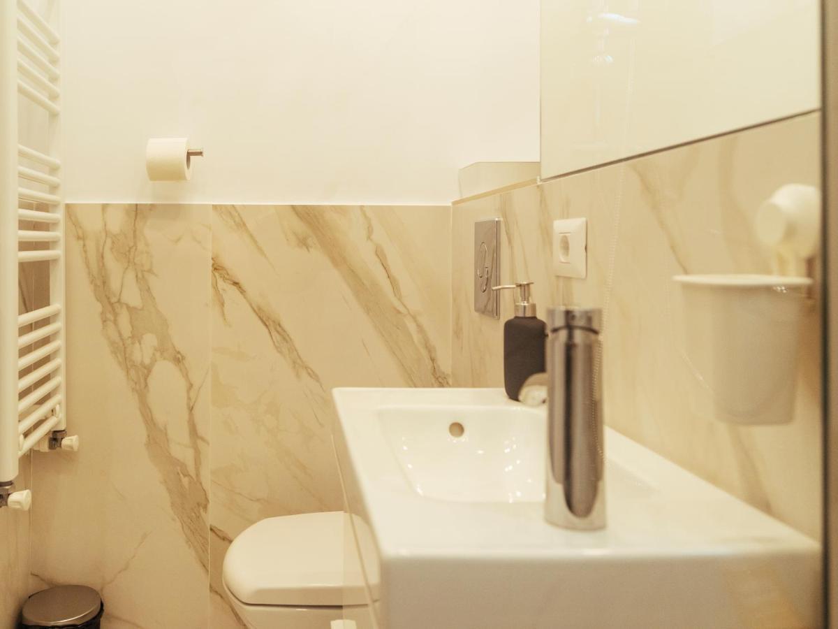 Beautiful Apartment - Top Location - Amazing Balcony 布加勒斯特 外观 照片