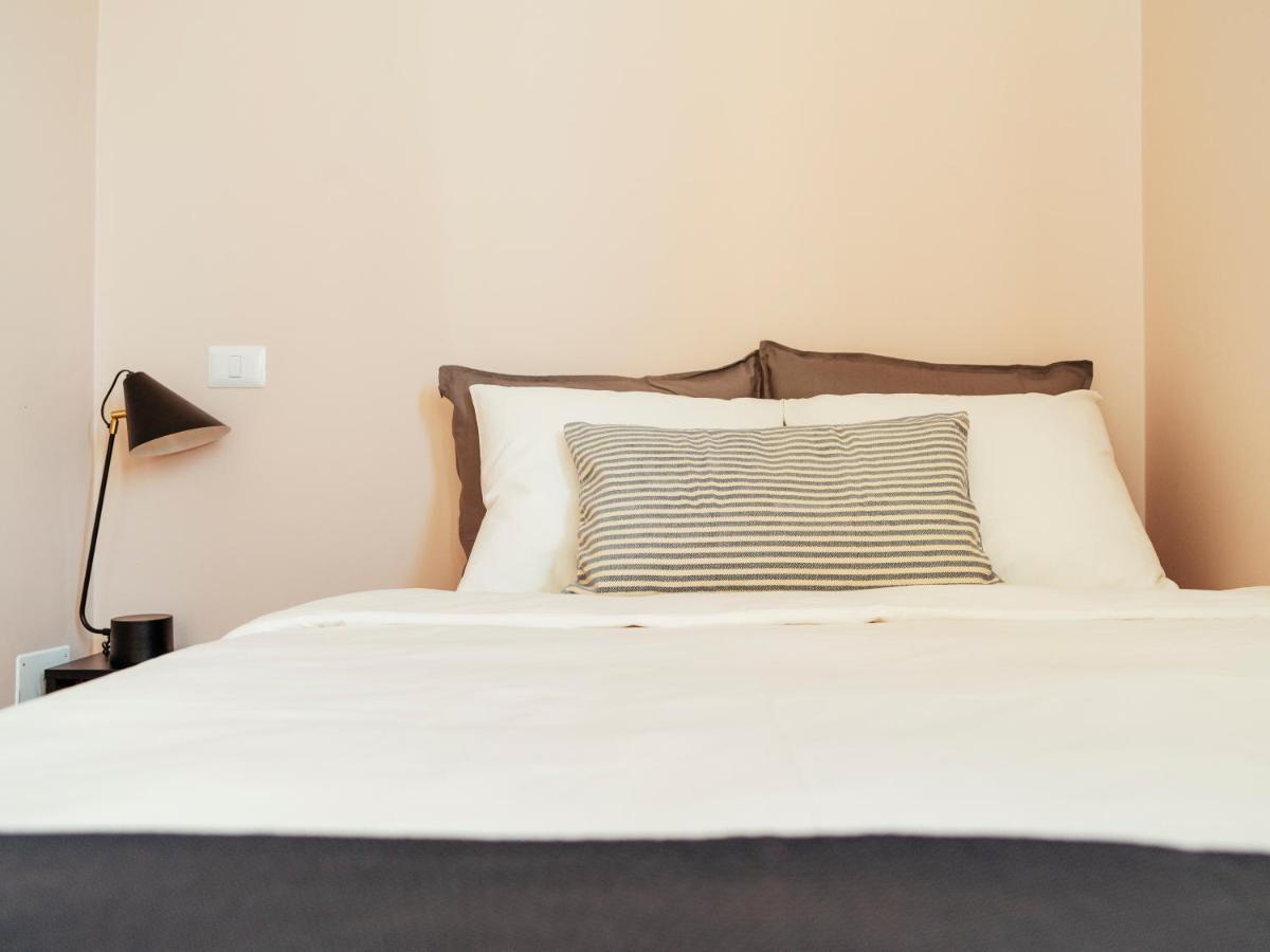 Beautiful Apartment - Top Location - Amazing Balcony 布加勒斯特 外观 照片